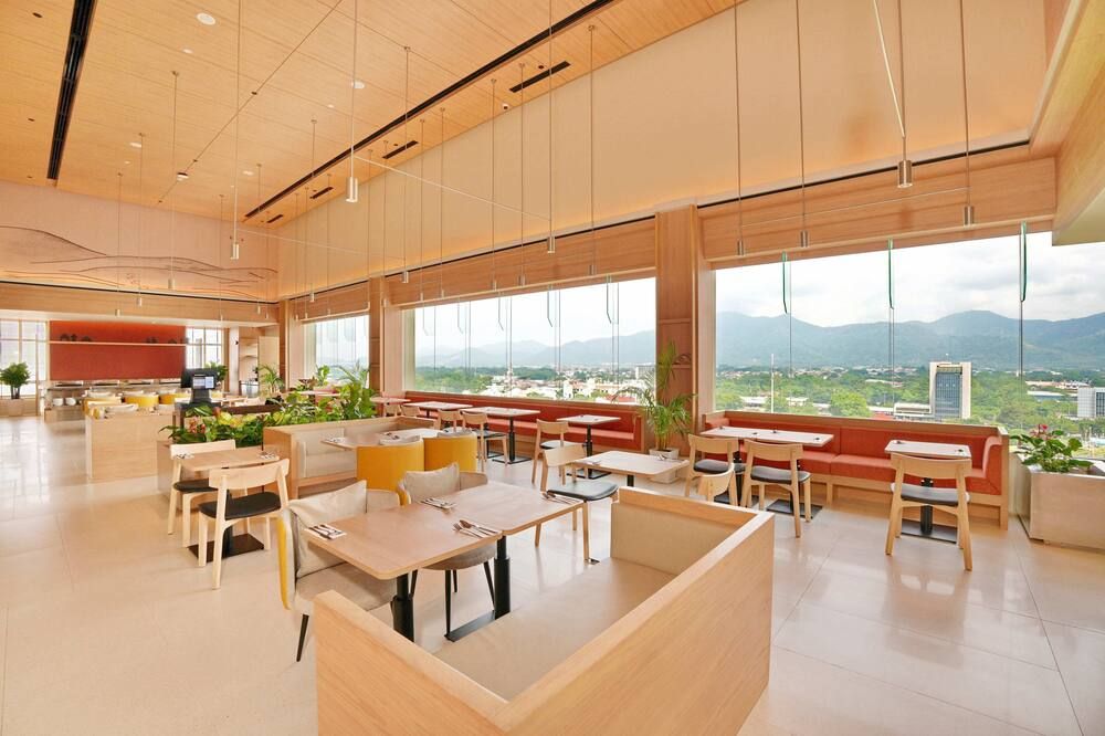 מסעדה תמונה