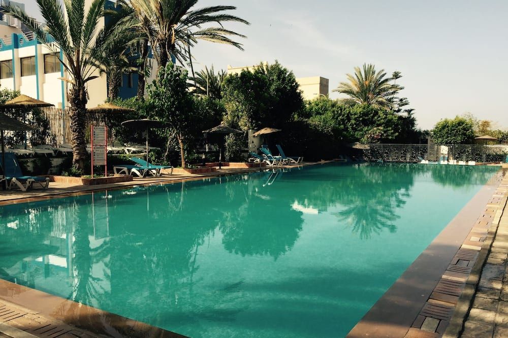 בריכה תמונה