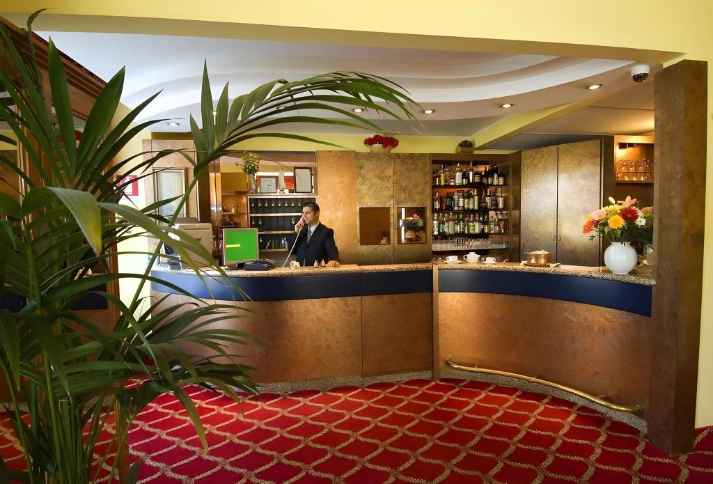 דלפק קבלה תמונה