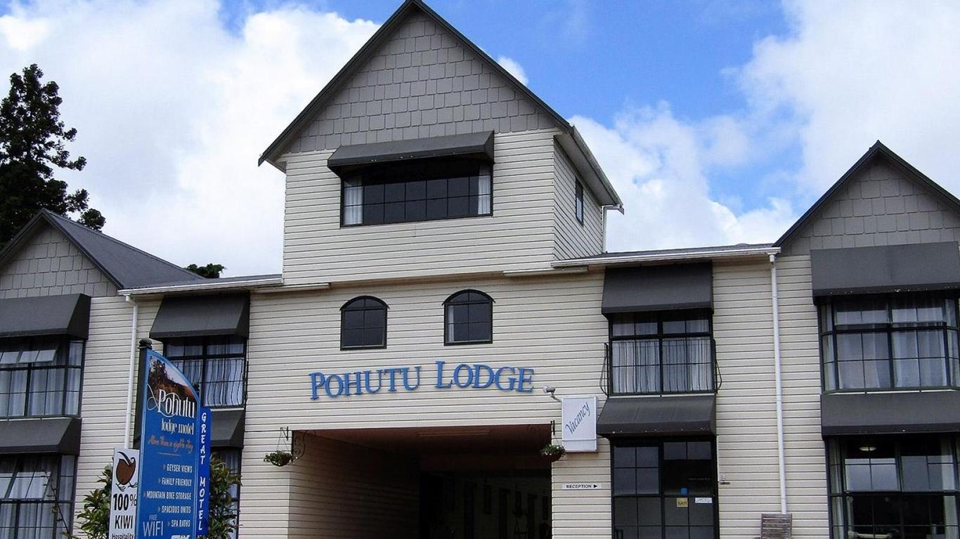 Pohutu Lodge