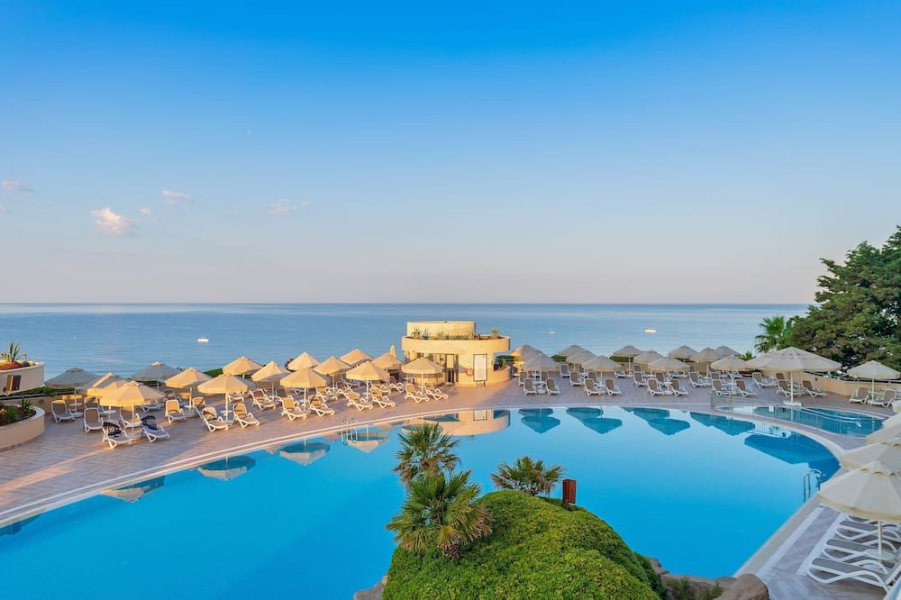 בריכה תמונה