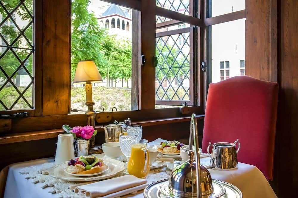 אחר