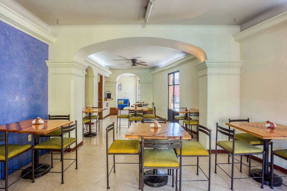 מסעדה תמונה