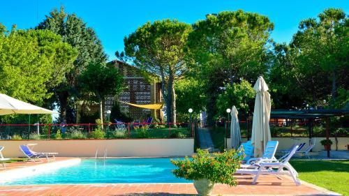 בריכה תמונה