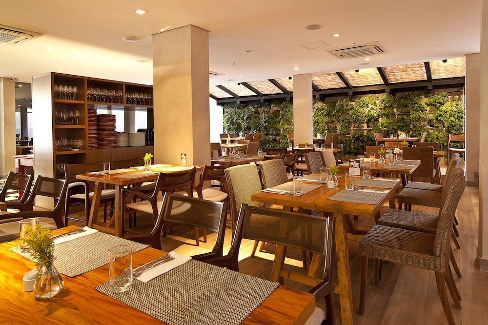 מסעדה תמונה