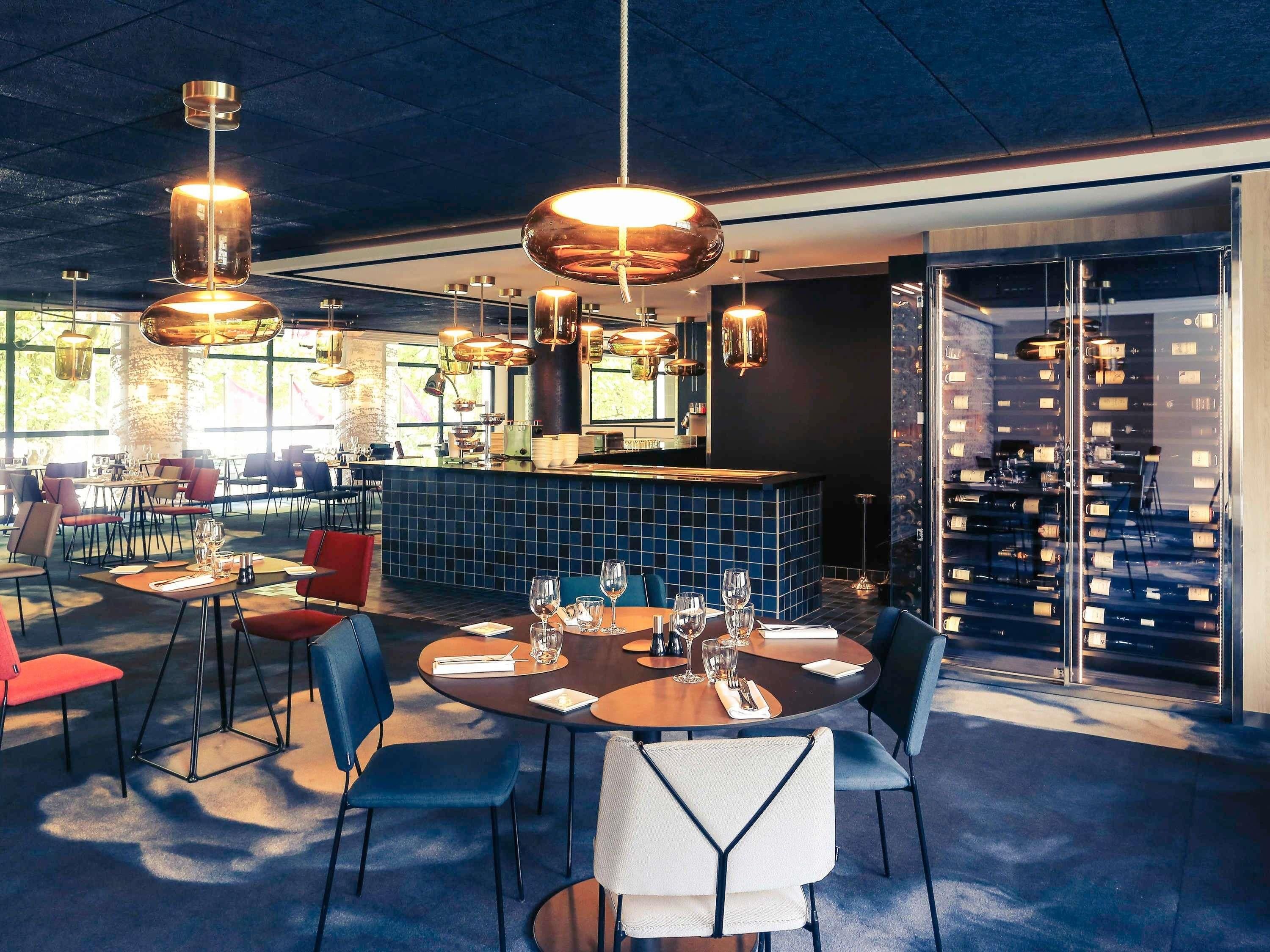 מסעדה תמונה