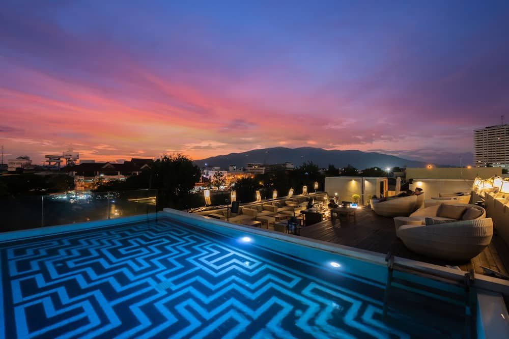 בריכה תמונה