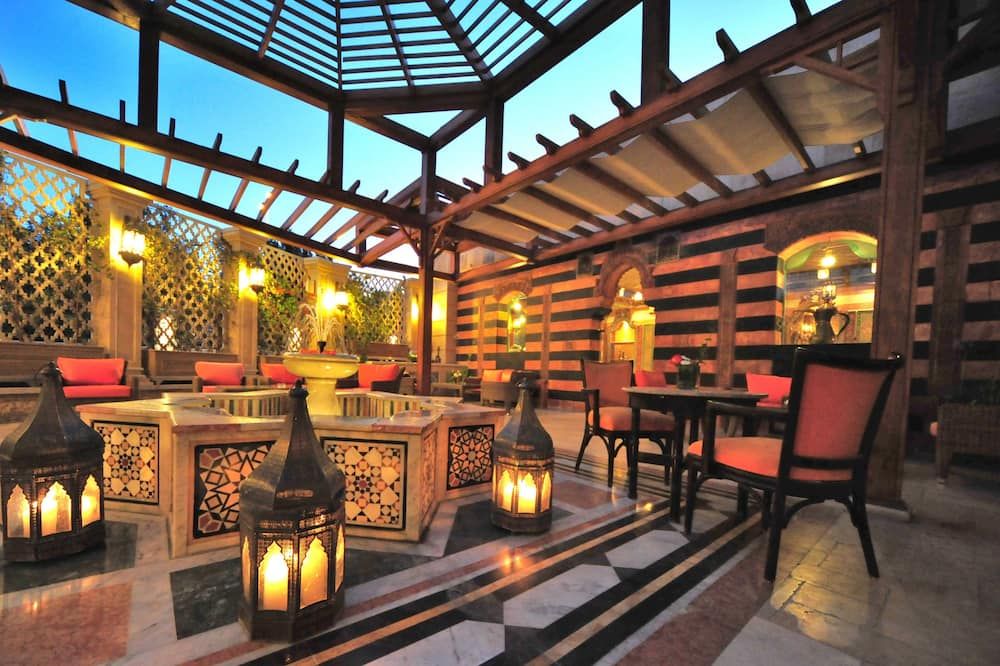 מסעדה תמונה