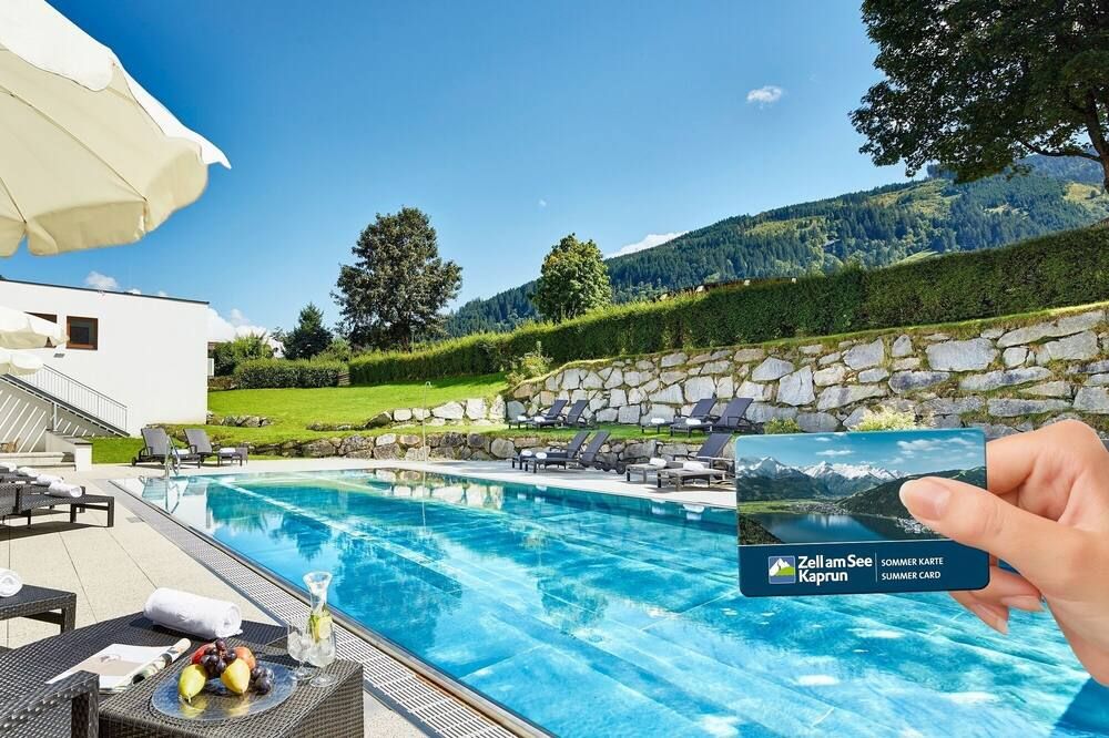 בריכה תמונה