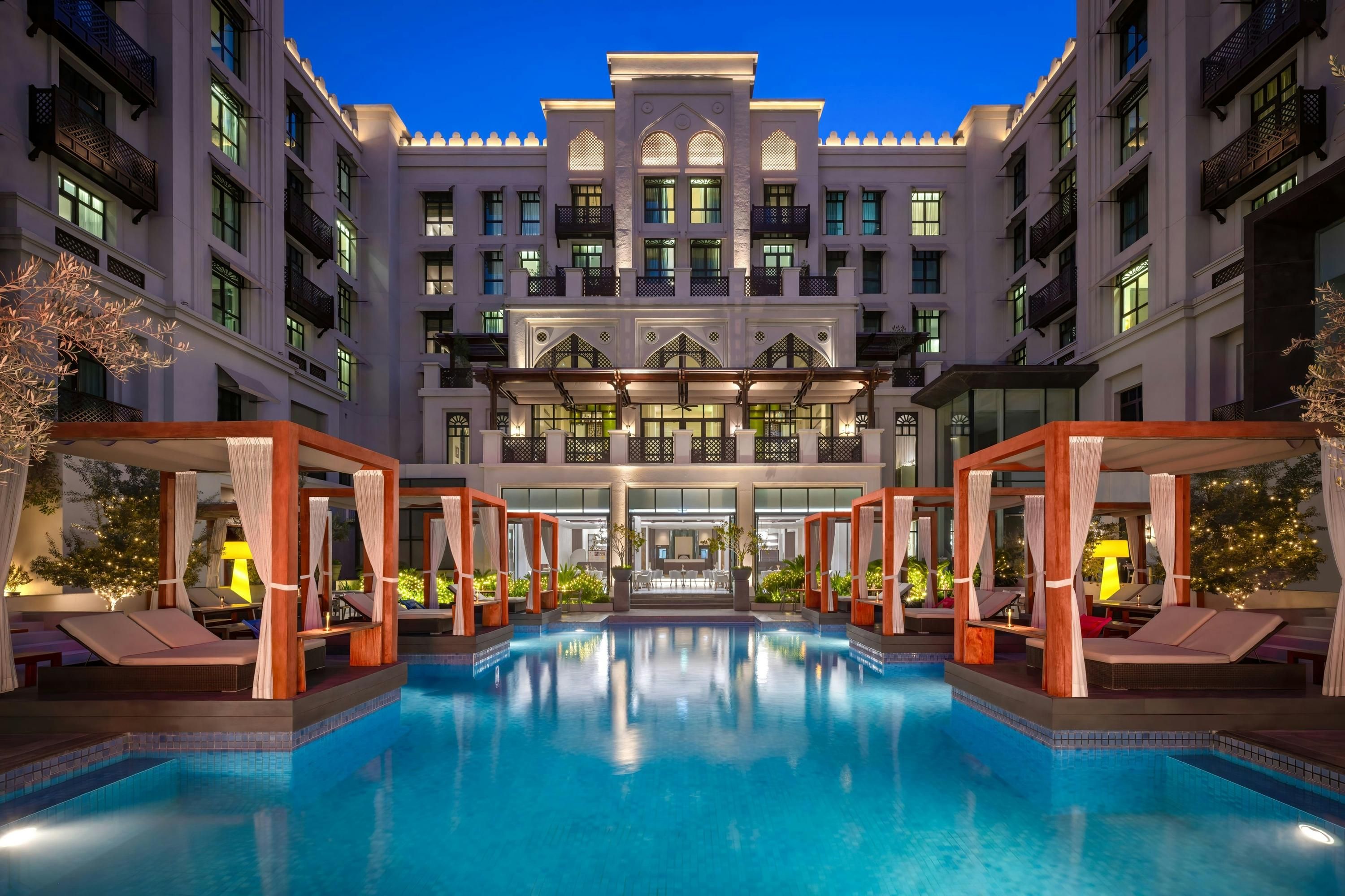 בריכה תמונה