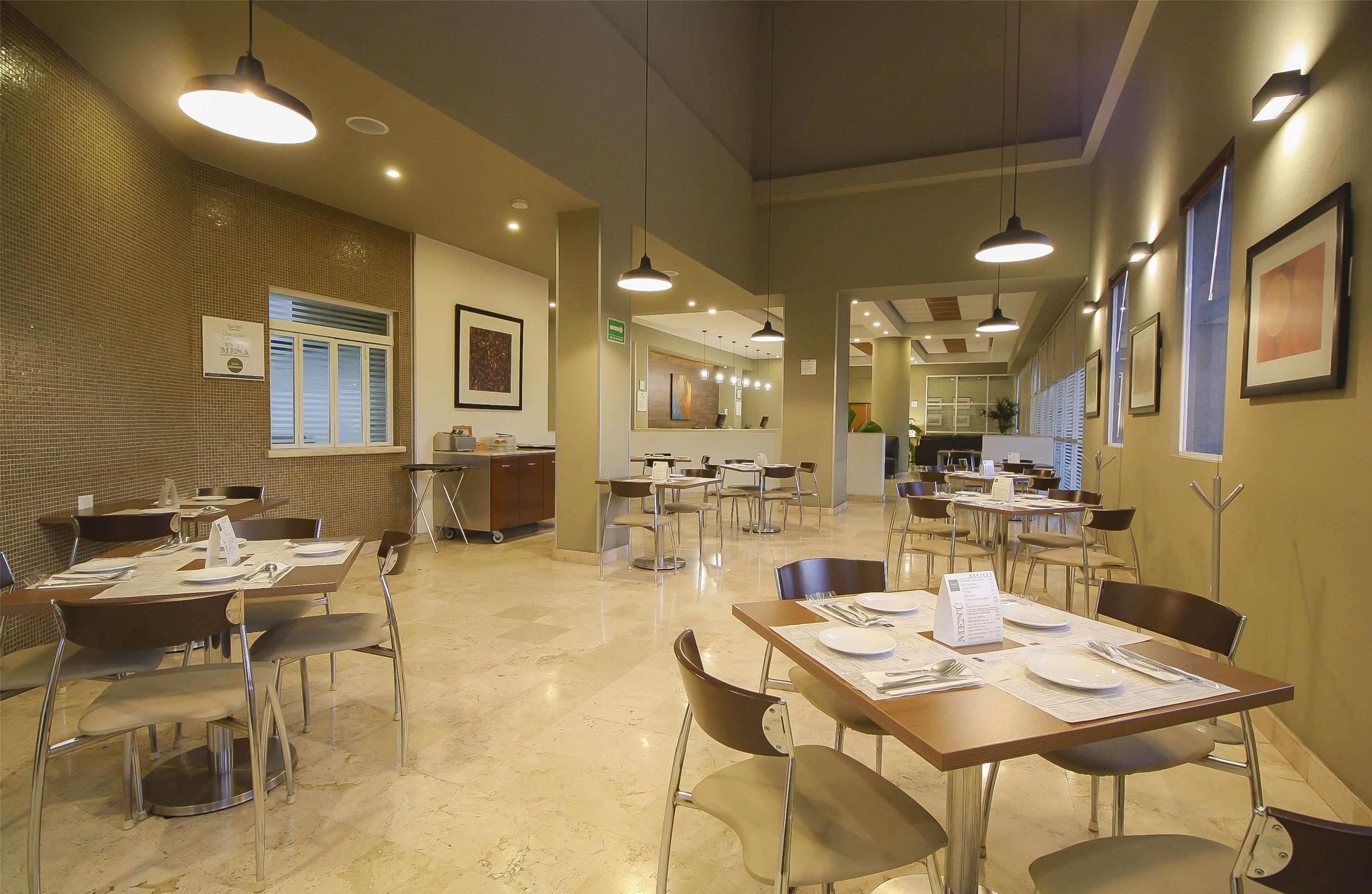 מסעדה תמונה