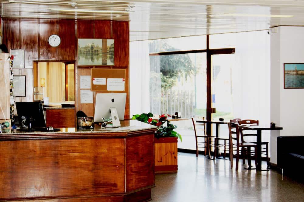 דלפק קבלה תמונה