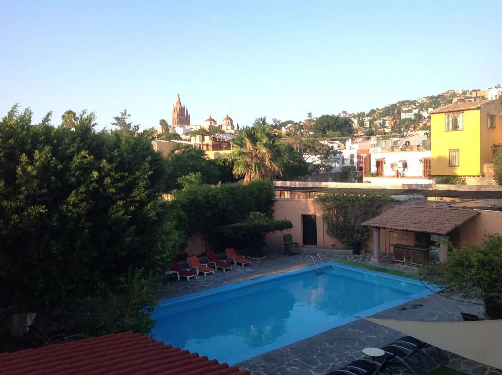 בריכה תמונה