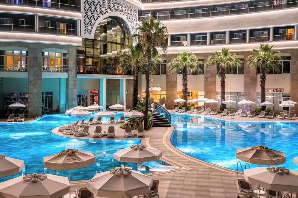 בריכה תמונה