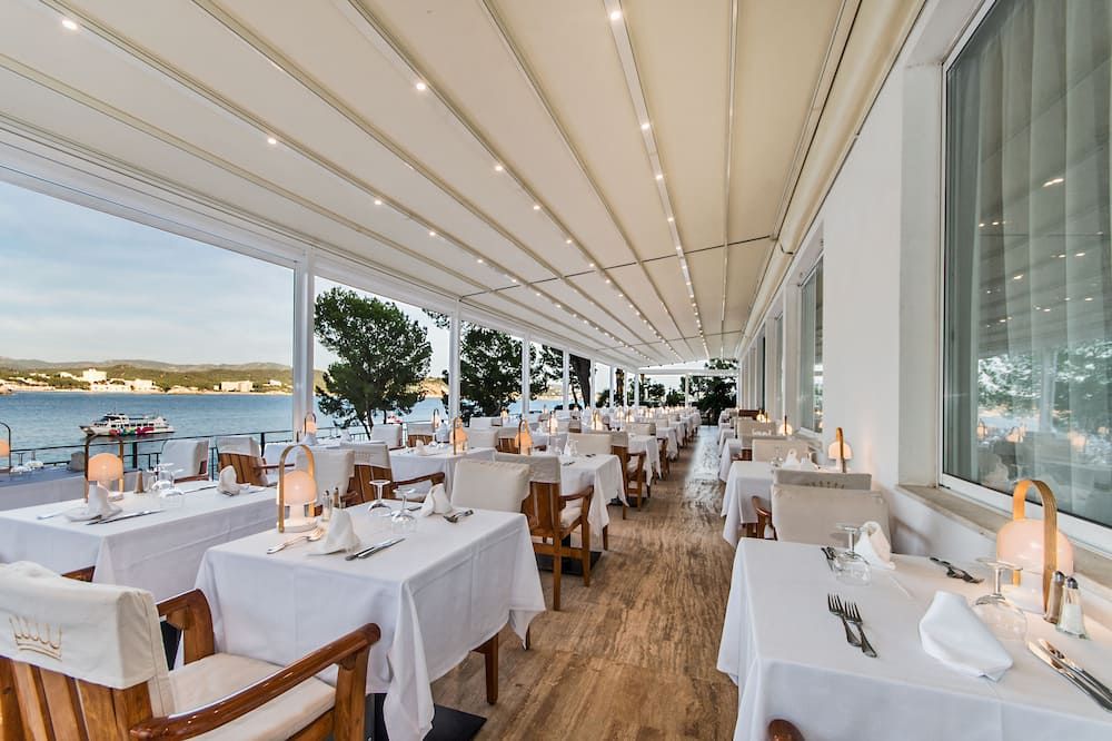 מסעדה תמונה