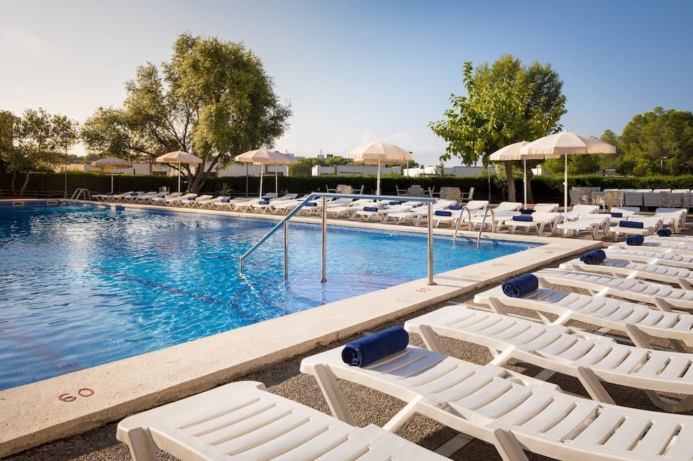 בריכה תמונה