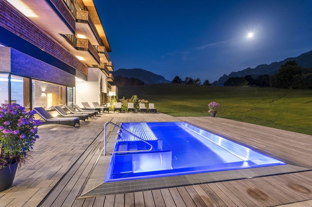 בריכה תמונה