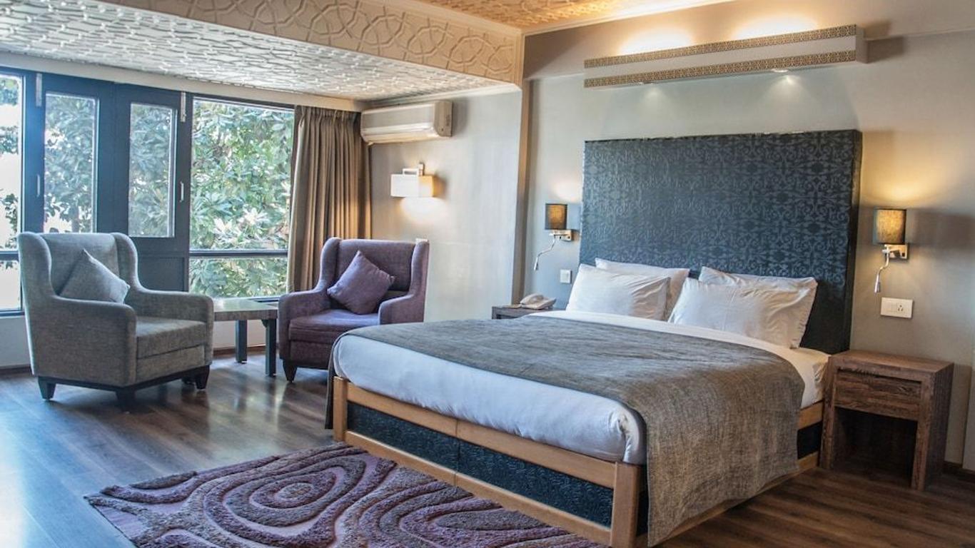 Hotel Ahdoo's