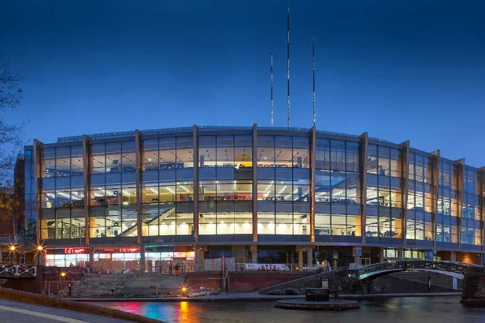 בניין תמונה