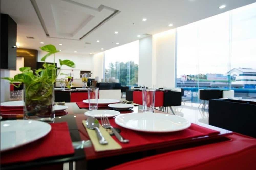 מסעדה תמונה