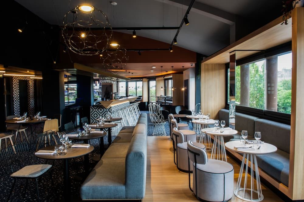 מסעדה תמונה