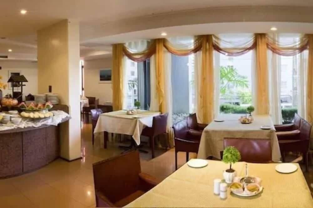 מסעדה תמונה