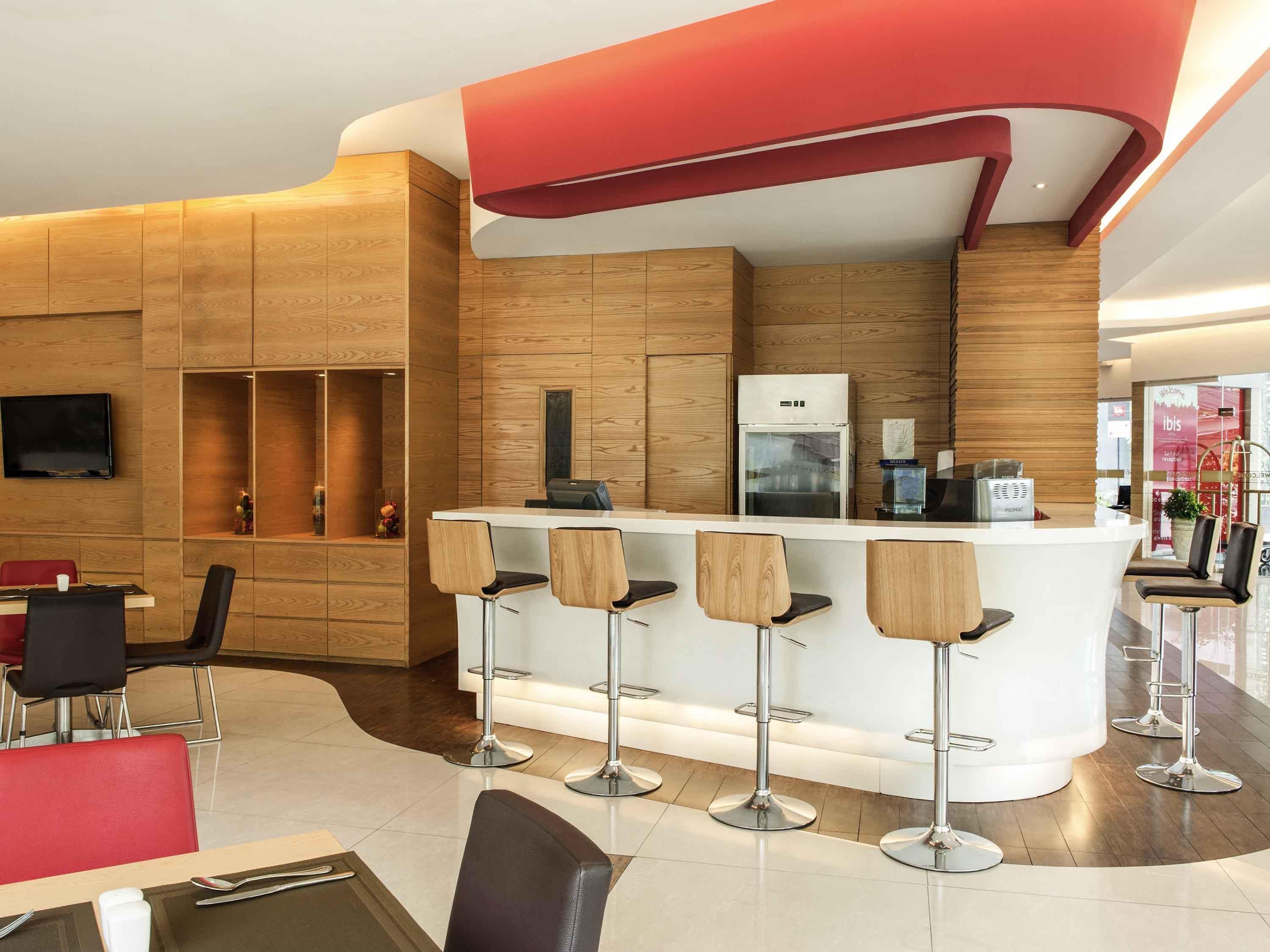 מסעדה תמונה