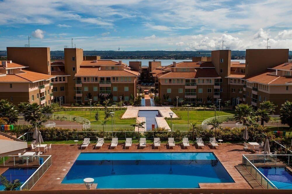 בריכה תמונה