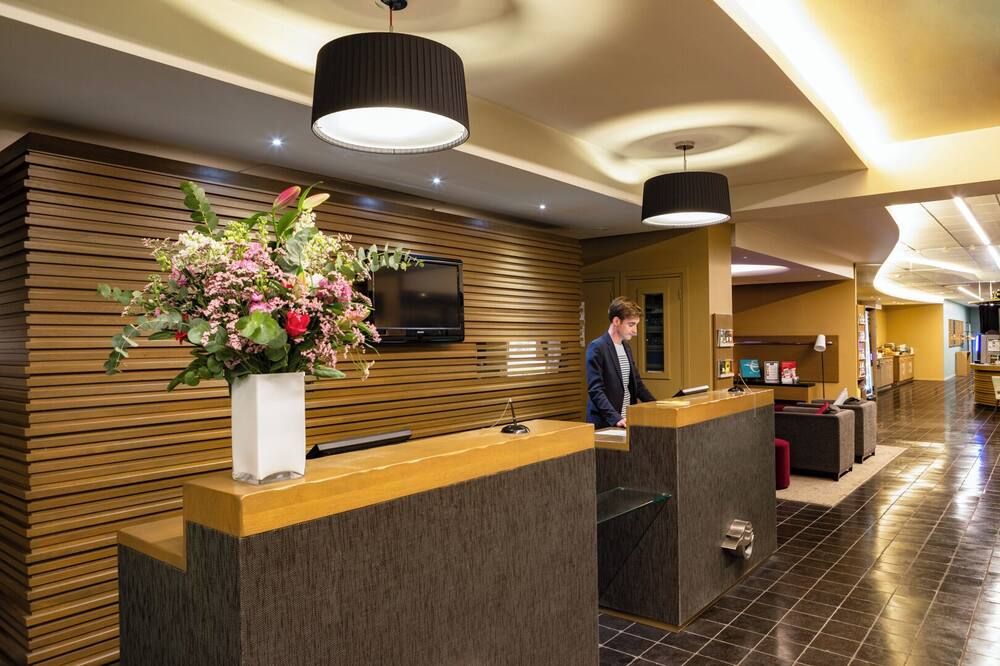 דלפק קבלה תמונה