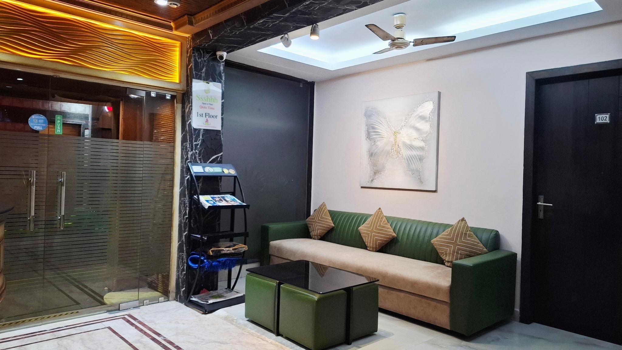 דלפק קבלה תמונה