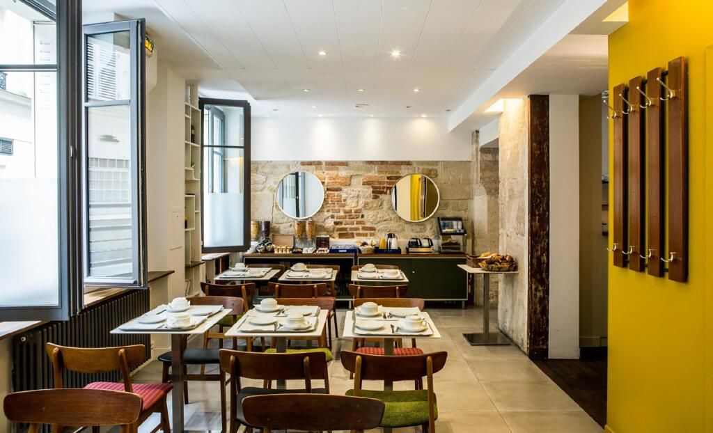 מסעדה תמונה