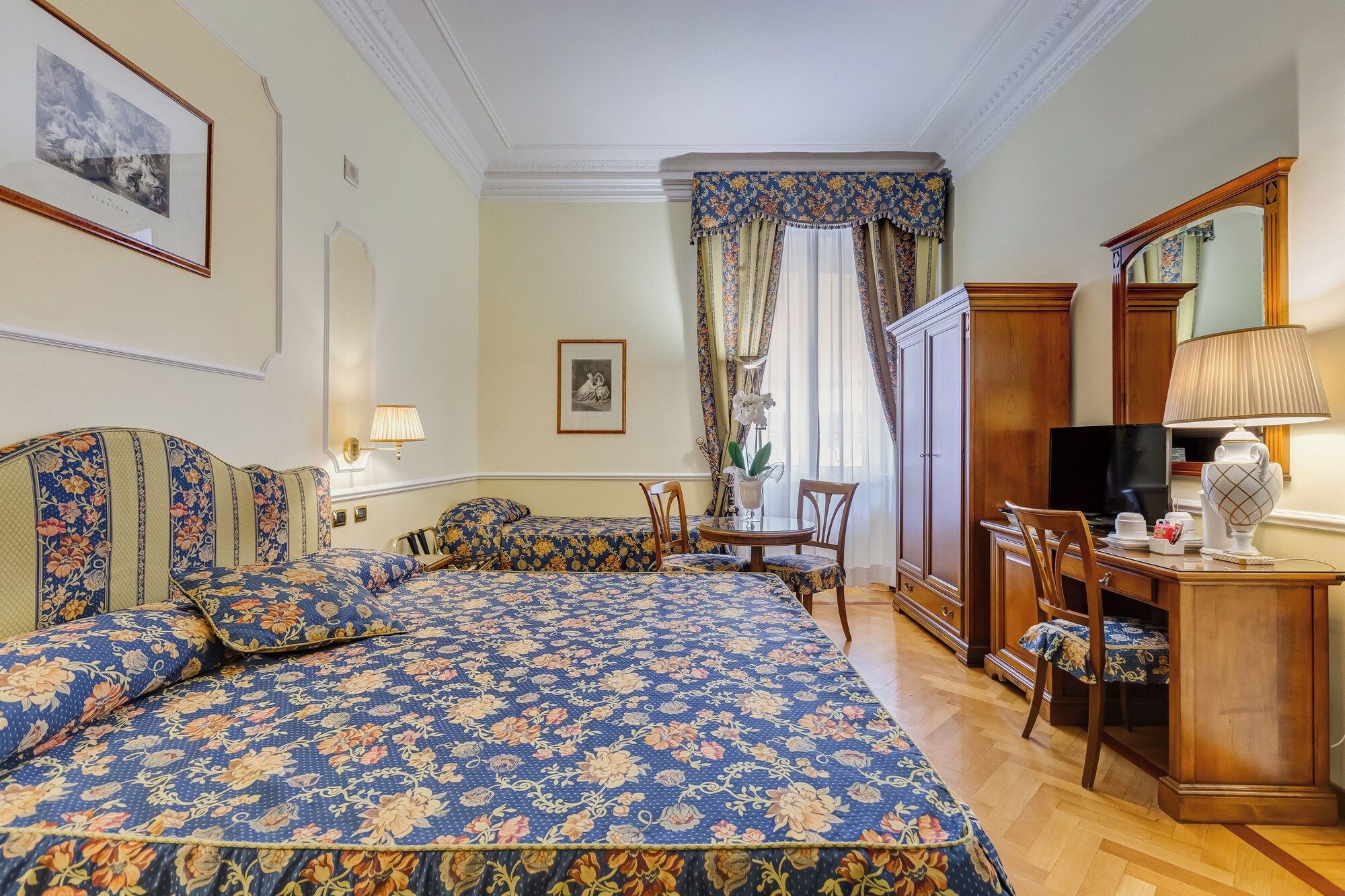 אחר