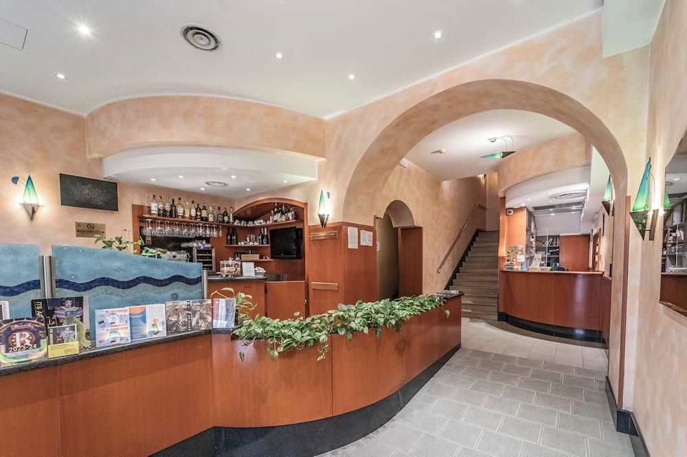 דלפק קבלה תמונה