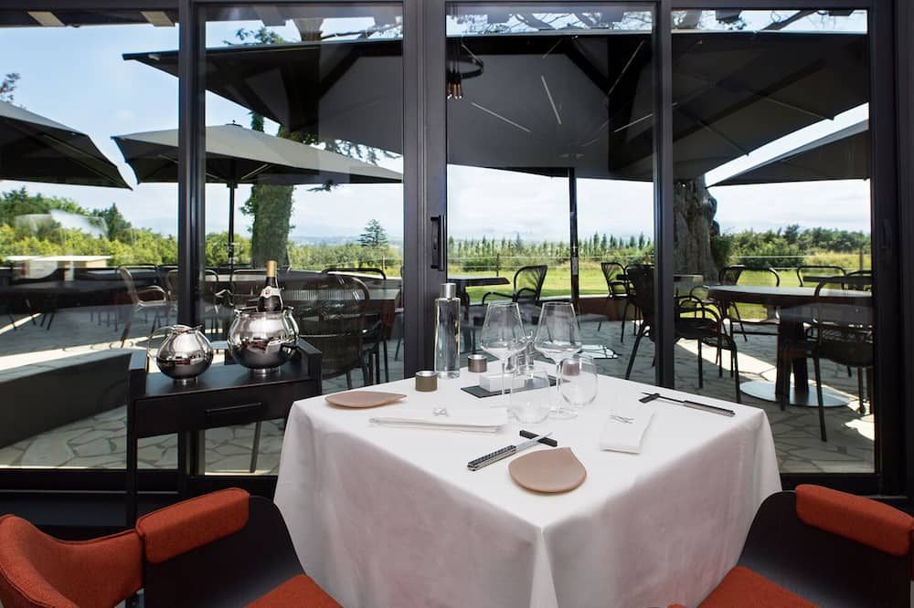 מסעדה תמונה