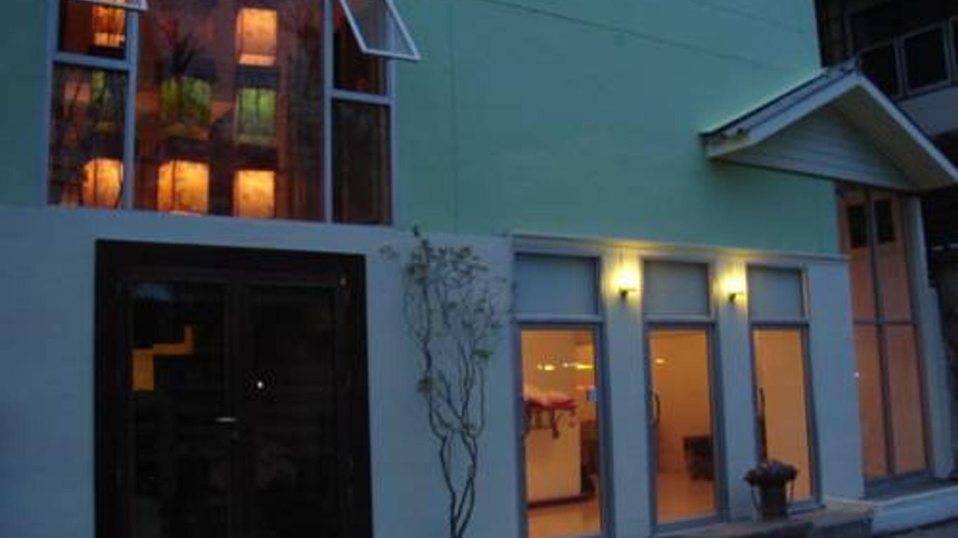 Kaset Guesthouse