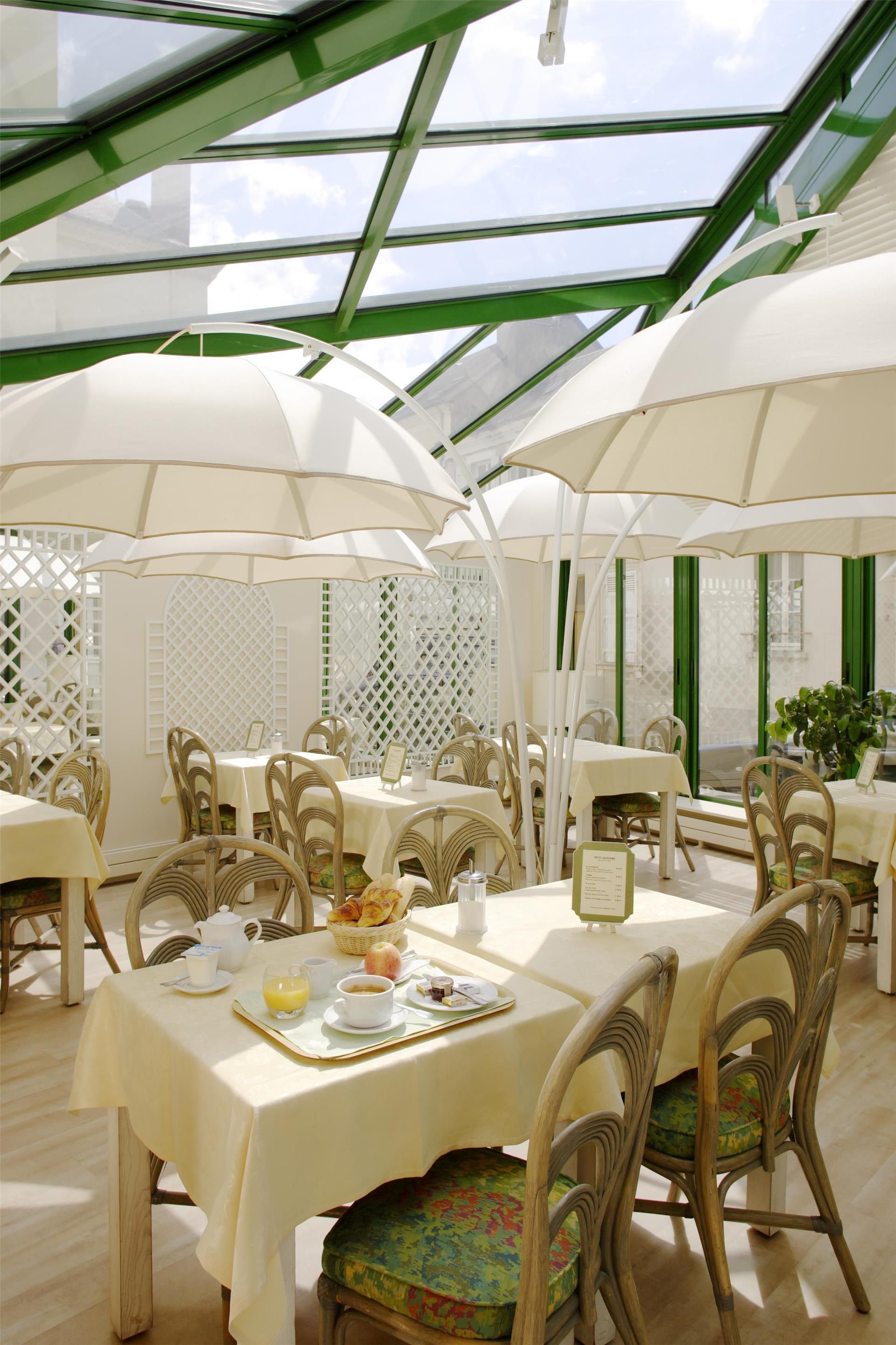 מסעדה תמונה