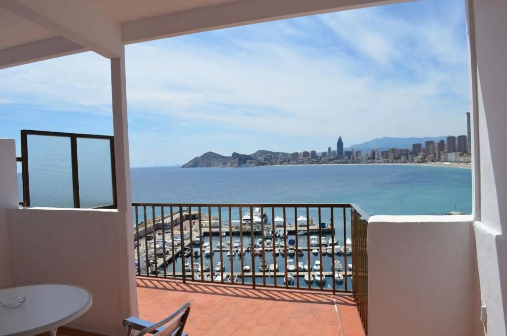 מרפסת תמונה