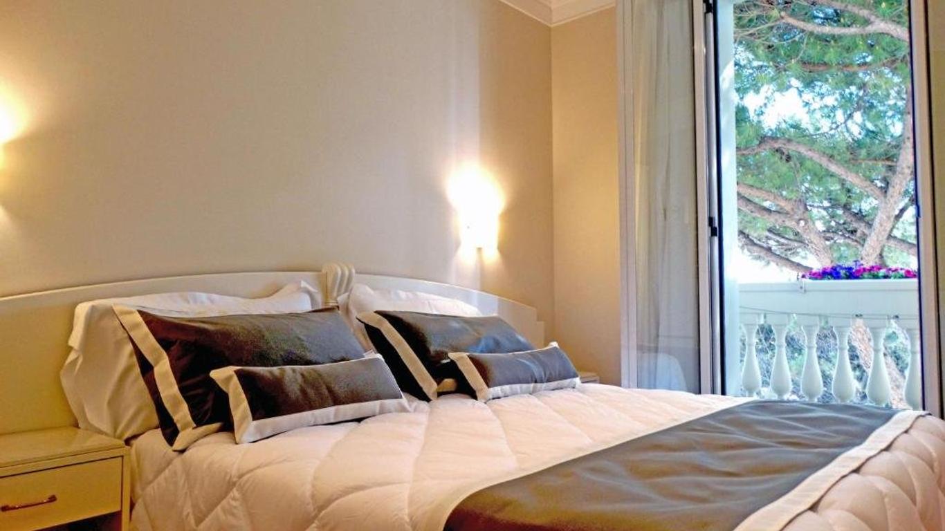 Novecento Suite