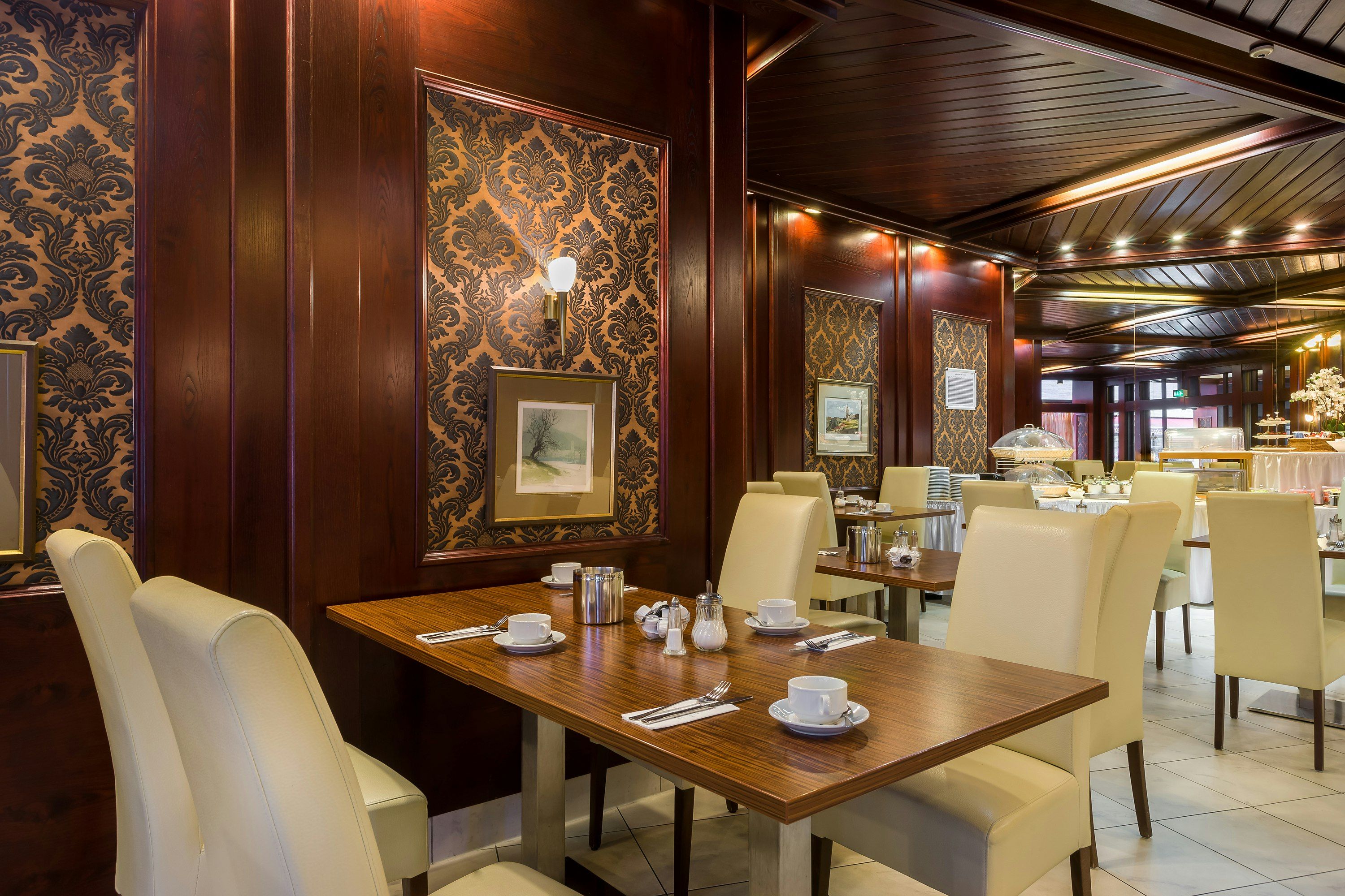 מסעדה תמונה