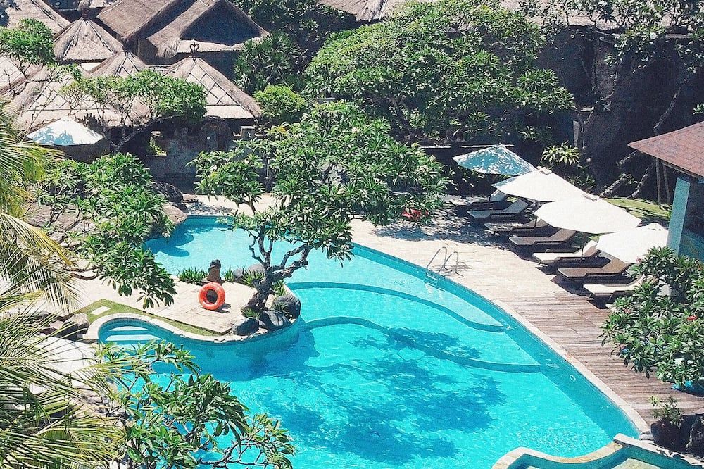 בריכה תמונה