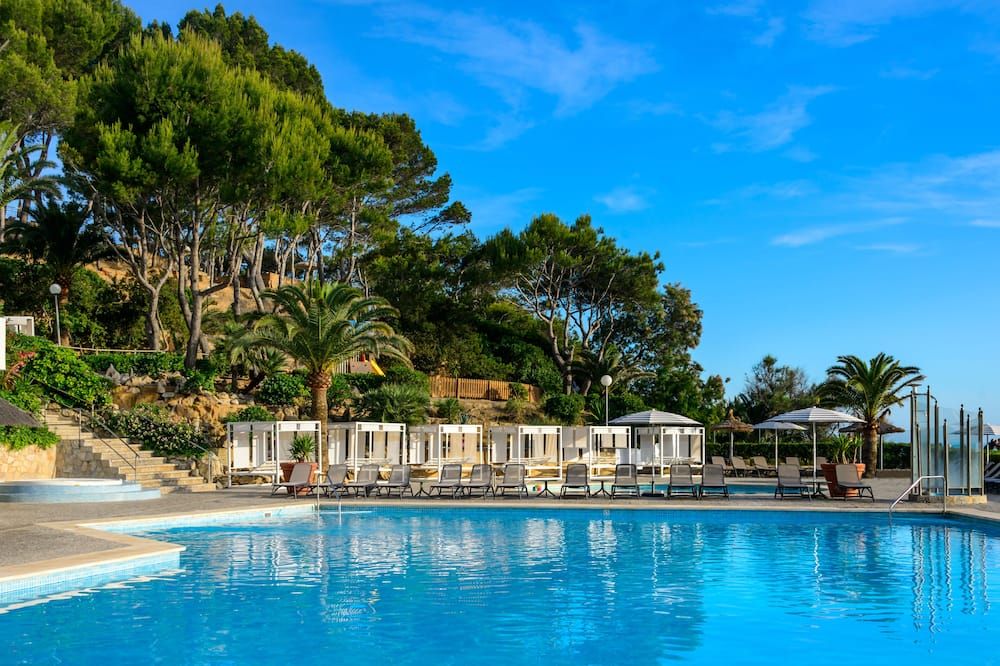 בריכה תמונה