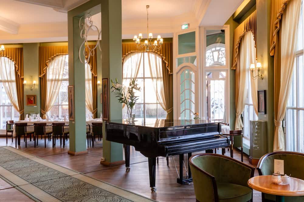 מסעדה תמונה