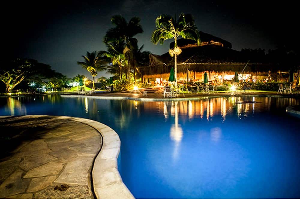 בריכה תמונה