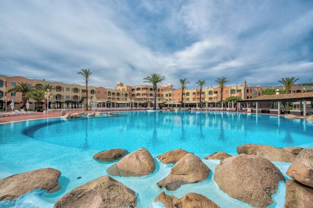 בריכה תמונה