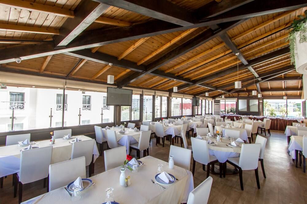 מסעדה תמונה