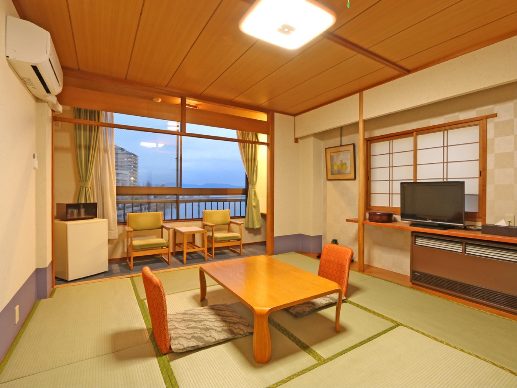 חדר אוכל תמונה