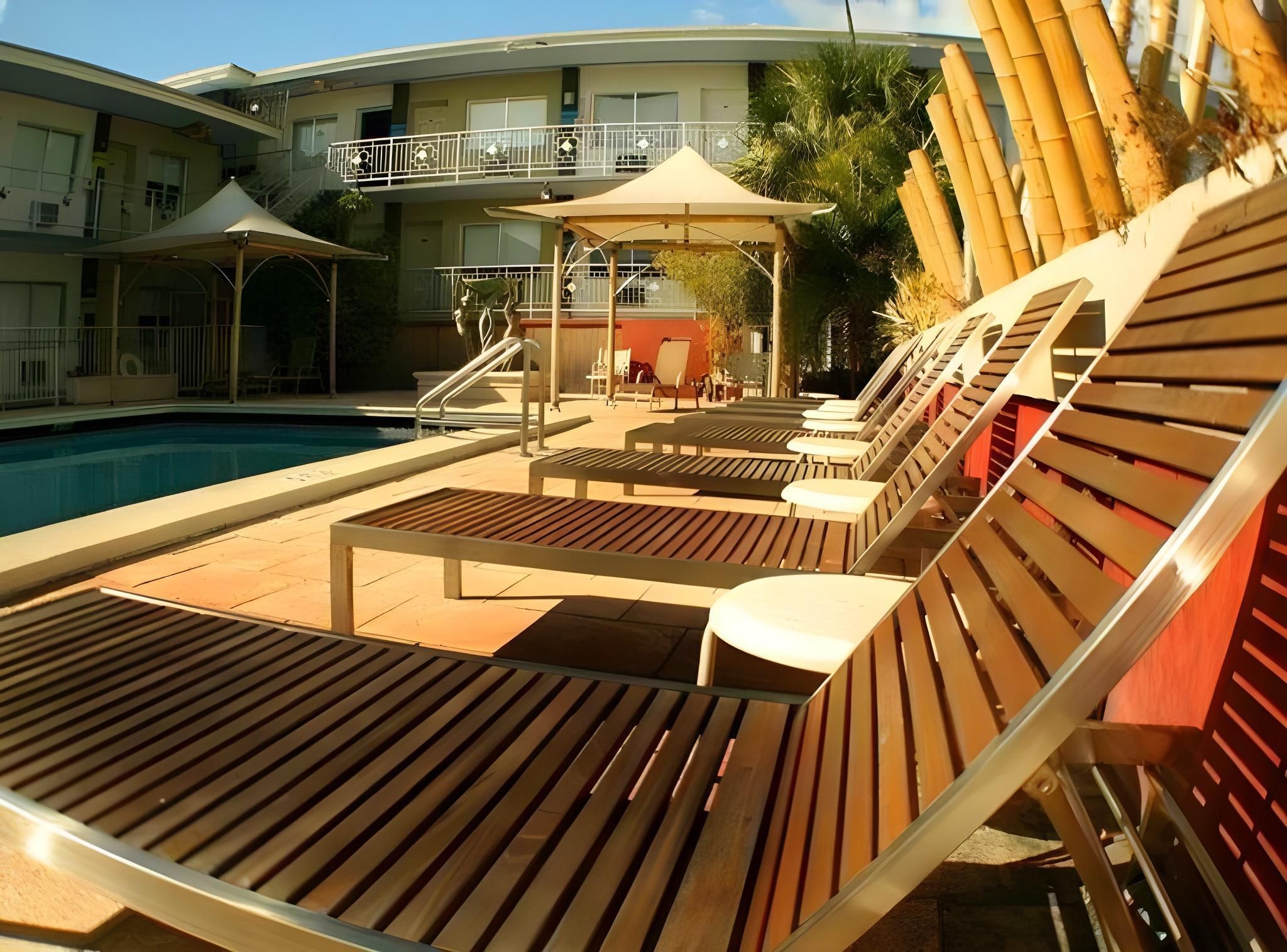 בריכה תמונה