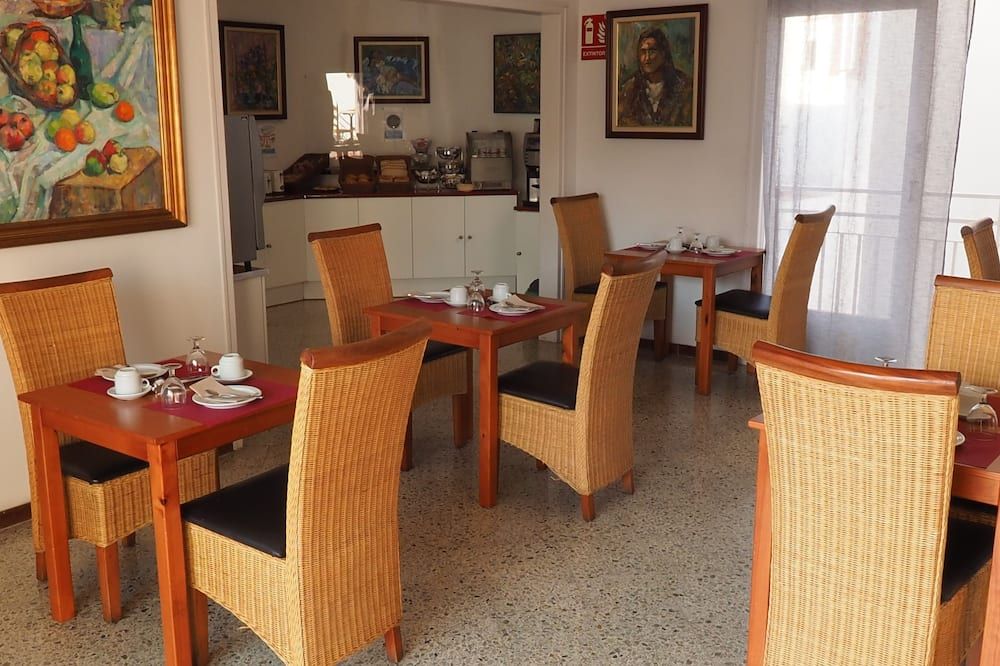 מסעדה תמונה