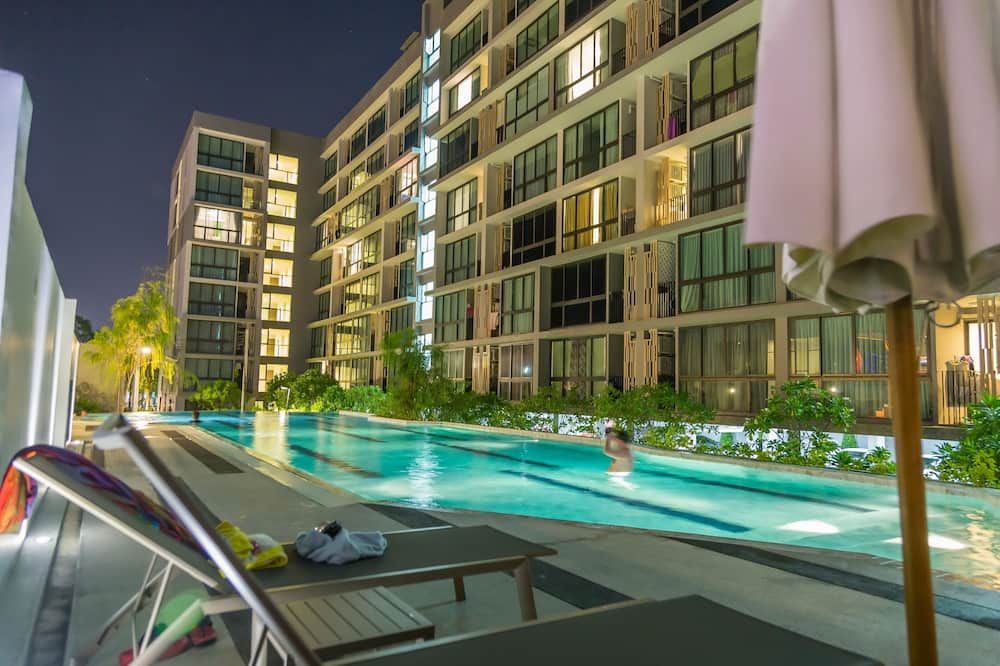 בריכה תמונה