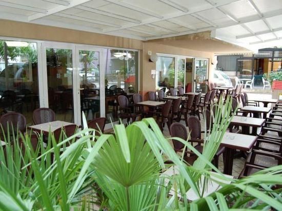 מסעדה תמונה